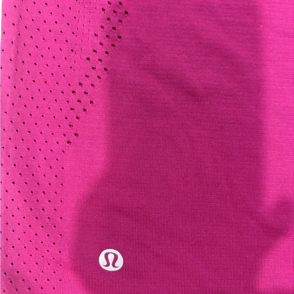 Lululemon | Perforated Training Tank Too| Size 4 - Picture 4 of 6